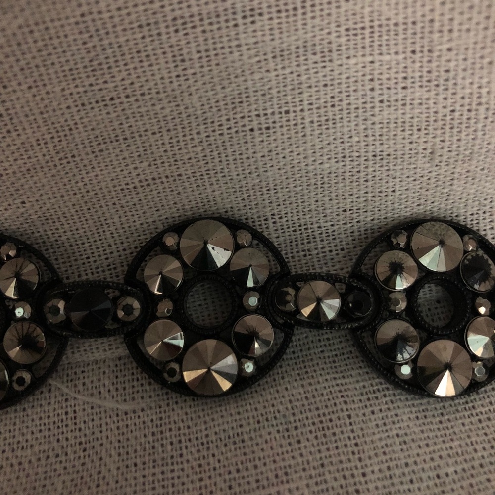 Black bracelet with shiny detail